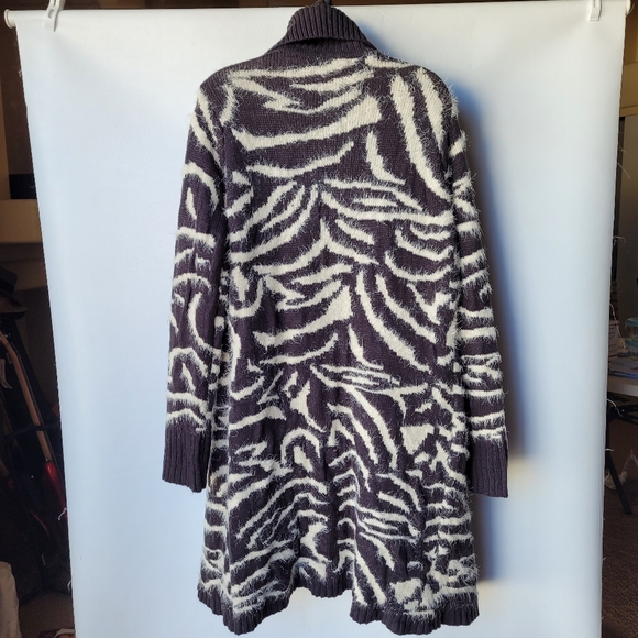 NWT Olivia m. Fuzzy Knit Shawl Collar Charcoal XL - Picture 6 of 9